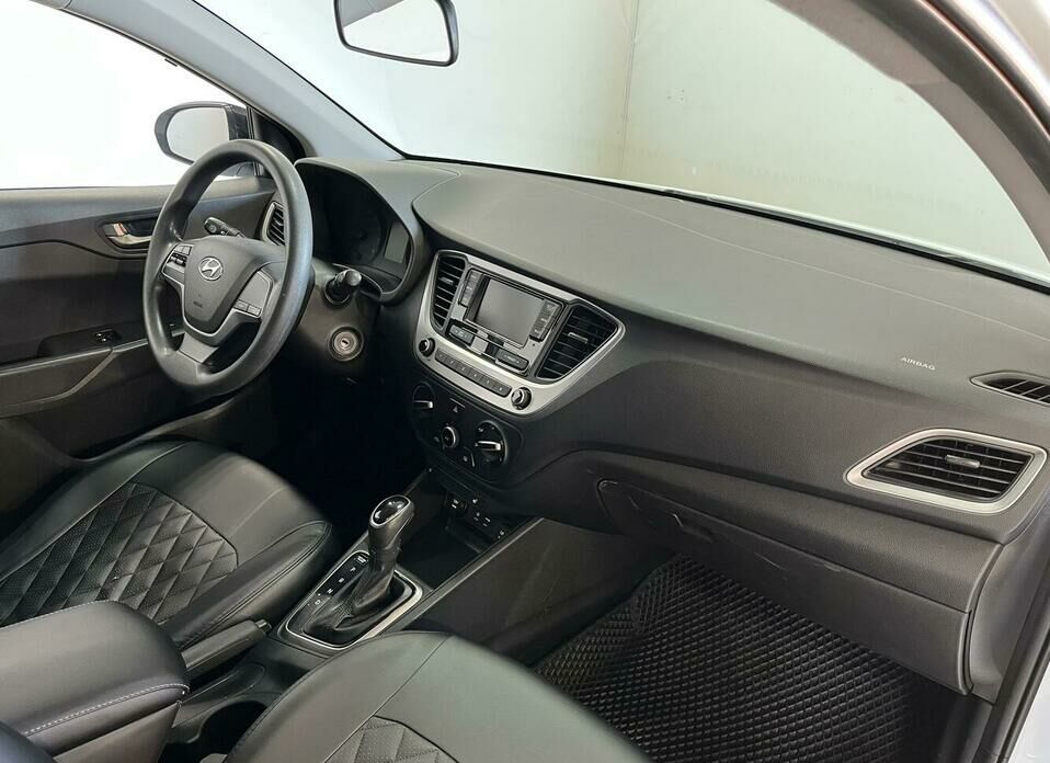Hyundai Solaris 1.6 AT (123 л.с.)