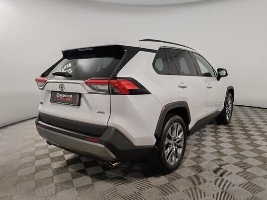 Toyota RAV4, 2021&nbsp;г., 40&nbsp;472&nbsp;км