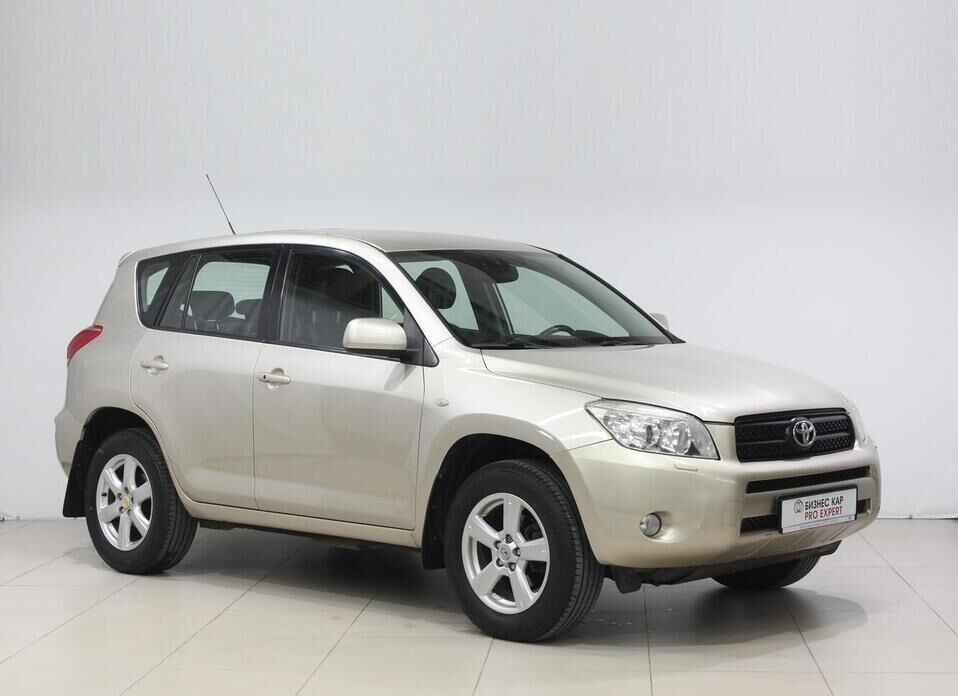 Toyota RAV4 2.0 AT (152 л.с.) 4WD