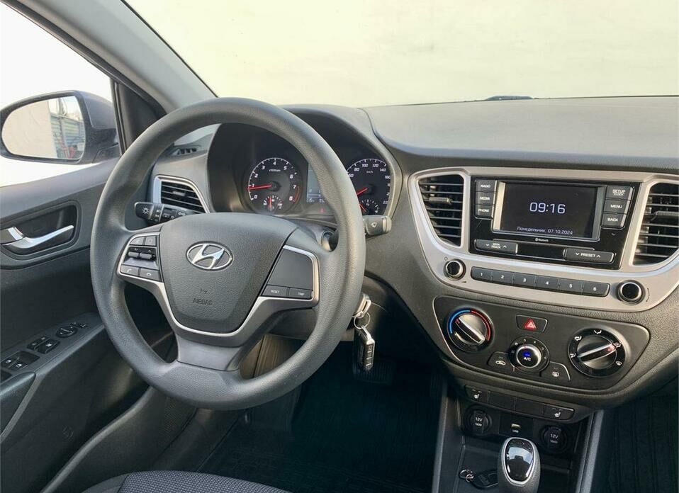 Hyundai Solaris 1.6 AT (123 л.с.)