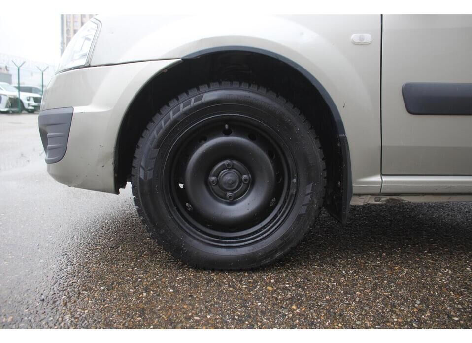 LADA (ВАЗ) Largus, I 1.6 MT (105 л.с.)