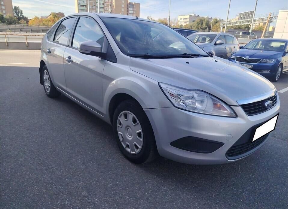 Ford Focus, II Рестайлинг 1.6 MT (100 л.с.)