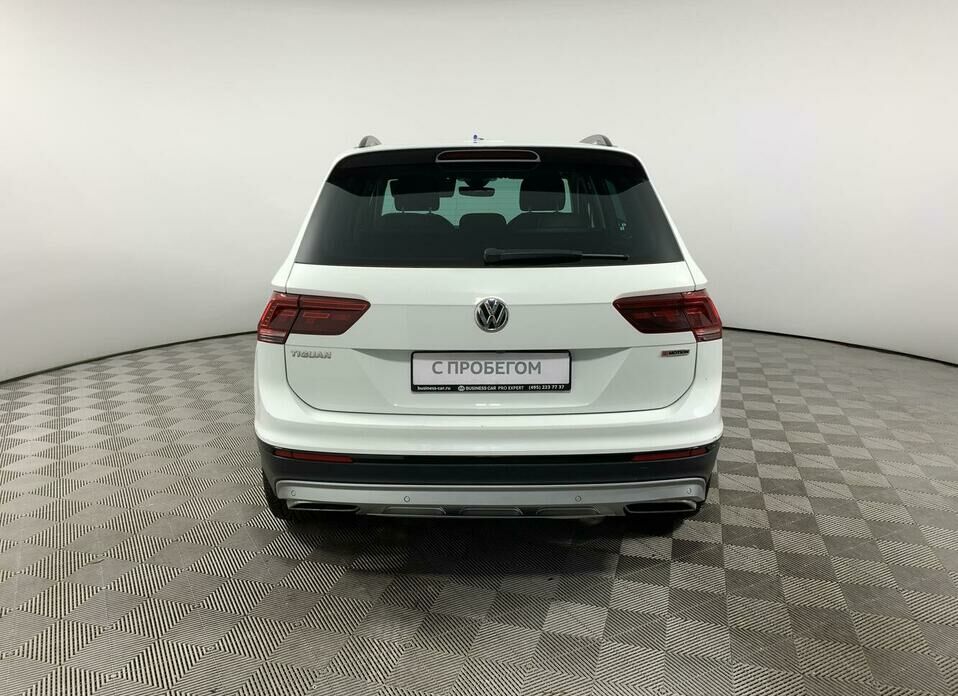 Volkswagen Tiguan 2.0 AMT (180 л.с.) 4WD