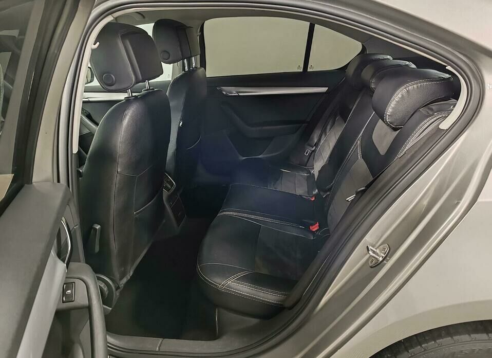 Skoda Octavia 1.8 AMT (180 л.с.)
