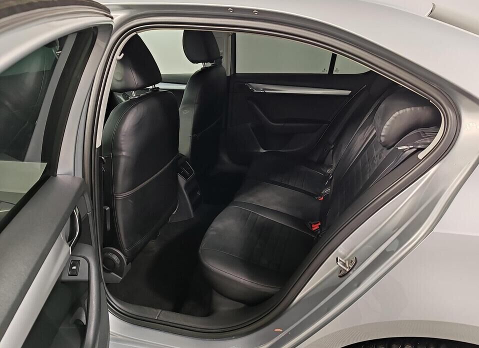 Skoda Octavia 1.8 AMT (180 л.с.)