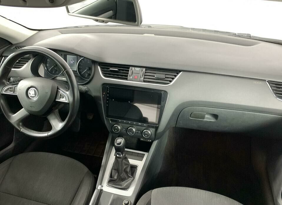 Skoda Octavia 1.2 MT (105 л.с.)