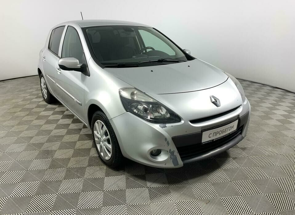 Renault Clio 1.2 MT (75 л.с.)