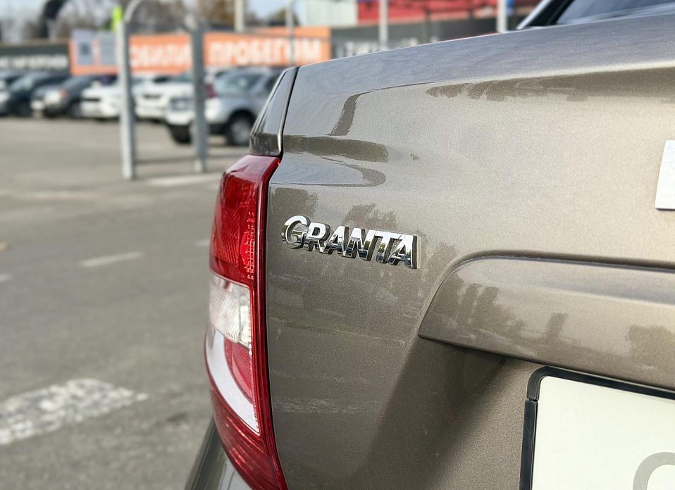 LADA (ВАЗ) Granta, I Рестайлинг 1.6 MT (87 л.с.)