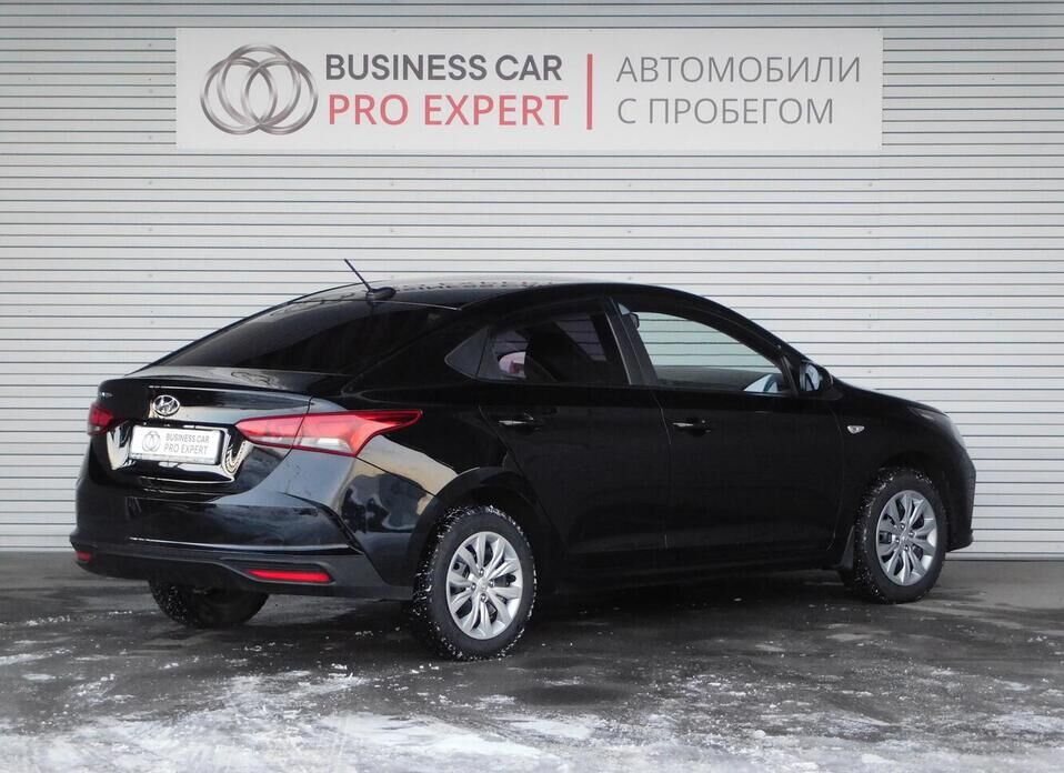 Hyundai Solaris, II Рестайлинг 1.6 MT (123 л.с.)