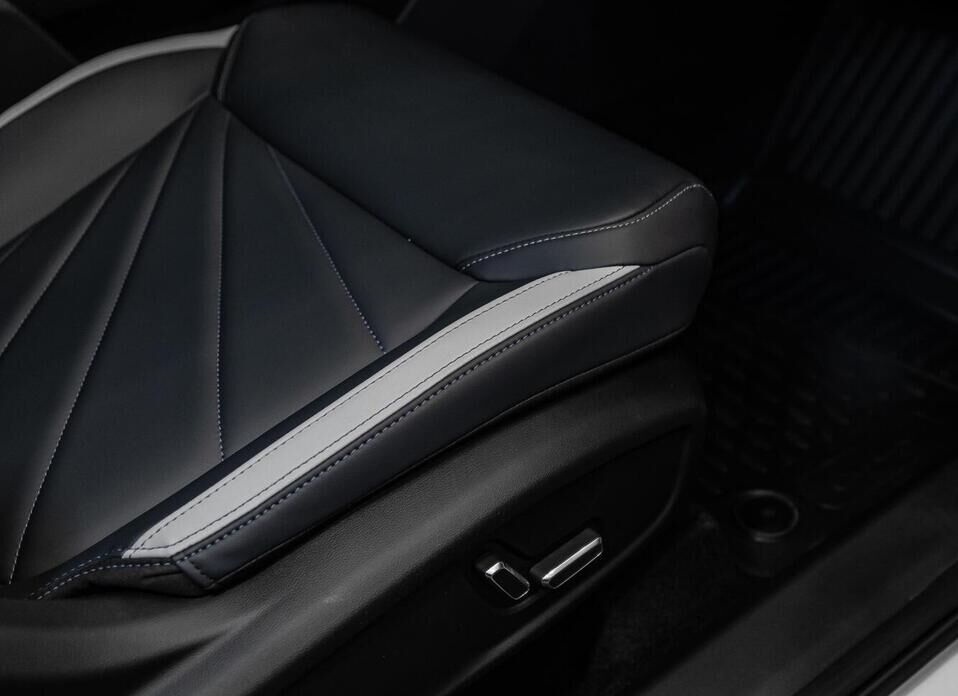 Geely Atlas, II 2.0 AT (200 л.с.) 4WD