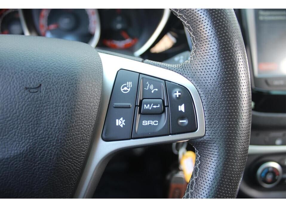 LADA (ВАЗ) Vesta 1.6 CVT (113 л.с.)