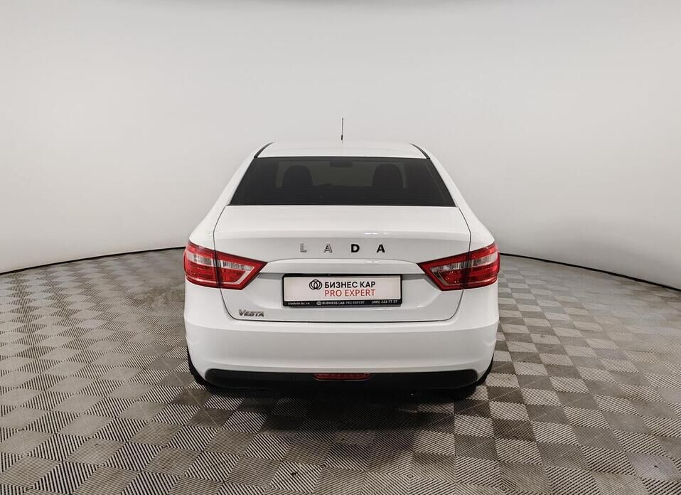 LADA (ВАЗ) Vesta, I 1.6 CVT (113 л.с.)