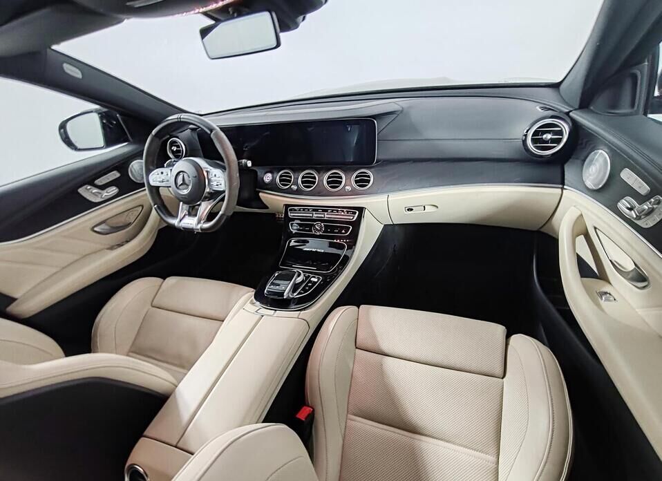 Mercedes-Benz E-Класс AMG, V (W213) 63 AMG S 4.0 AT (612 л.с.) 4WD