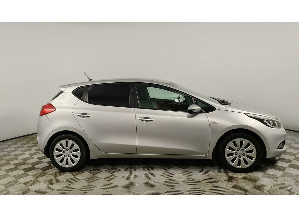 Kia Ceed 1.6 AT (129 л.с.)
