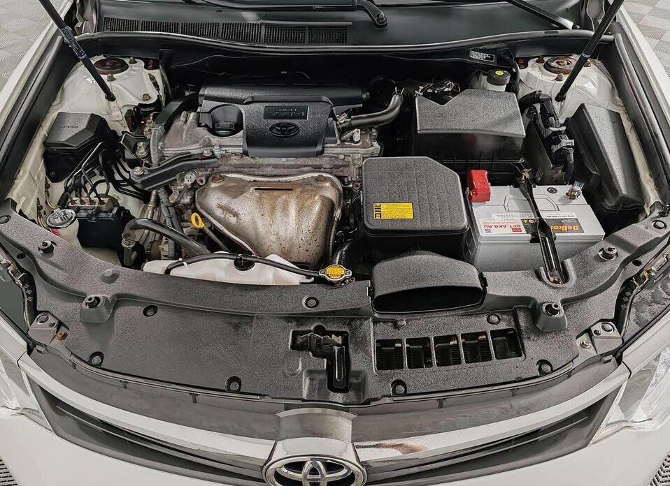 Toyota Camry, VII (XV50) Рестайлинг 2.5 AT (181 л.с.)