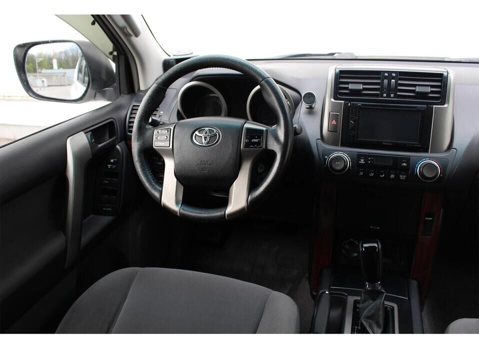 Toyota Land Cruiser Prado 2.7 AT (163 л.с.) 4WD