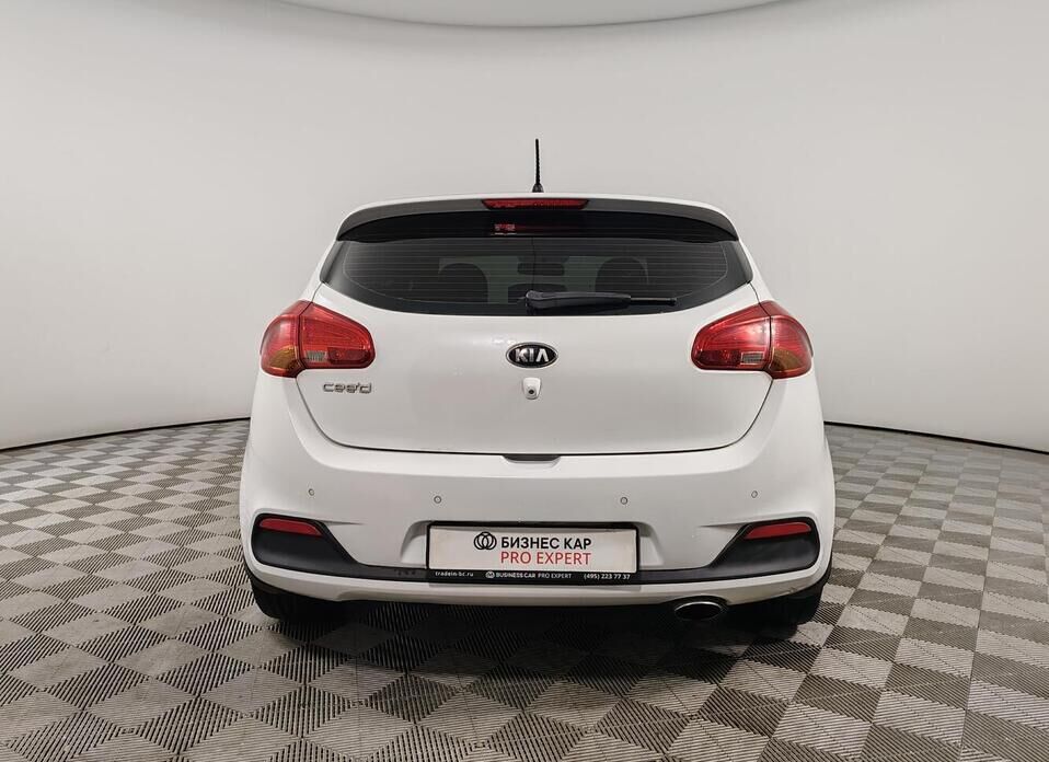 Kia Ceed, II 1.6 AT (129 л.с.)