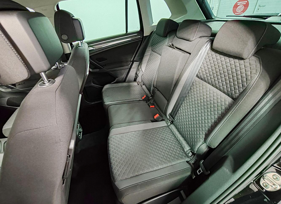 Volkswagen Tiguan, II 2.0 AMT (180 л.с.) 4WD