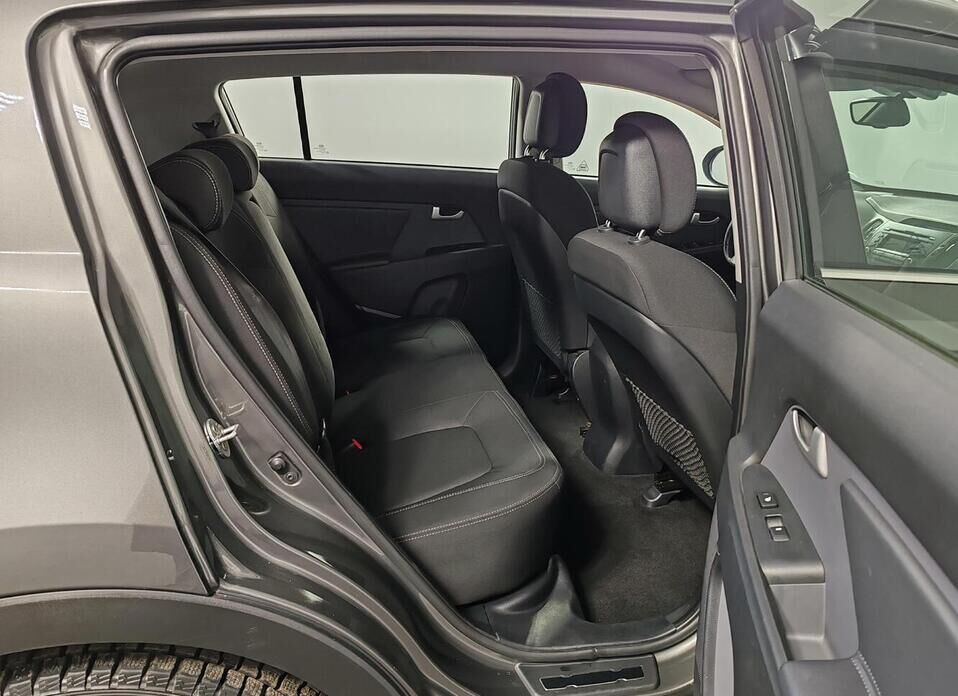 Kia Sportage, III 2.0 AT (150 л.с.)