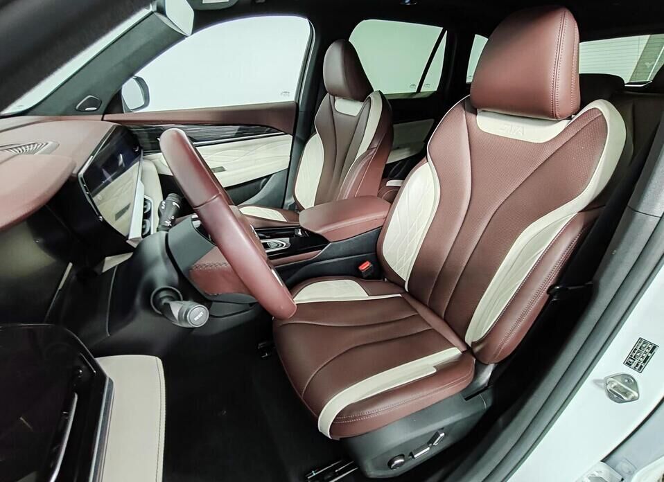 Geely Monjaro 2.0 AT (238 л.с.) 4WD