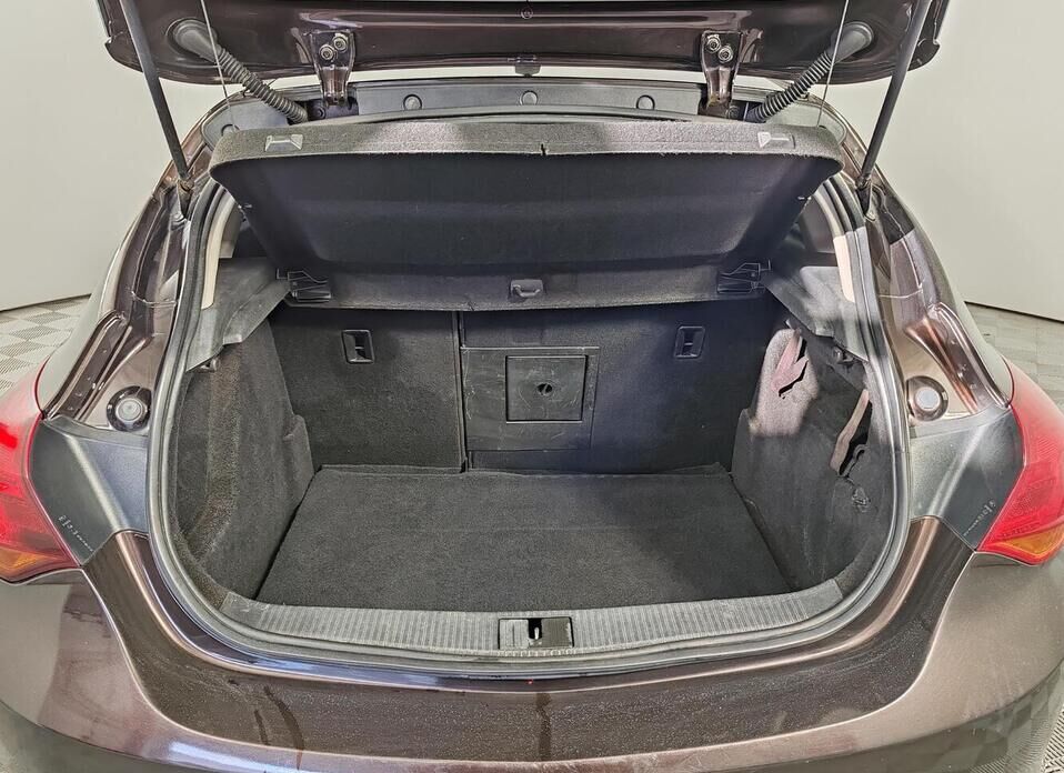 Opel Astra 1.6 MT (115 л.с.)