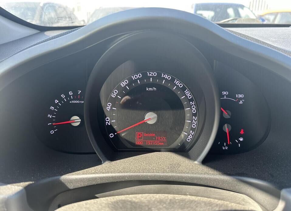 Kia Sportage 2.0 AT (150 л.с.)