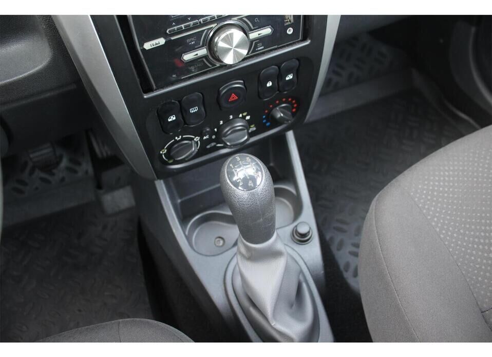 Nissan Almera, III (G15) 1.6 MT (102 л.с.)