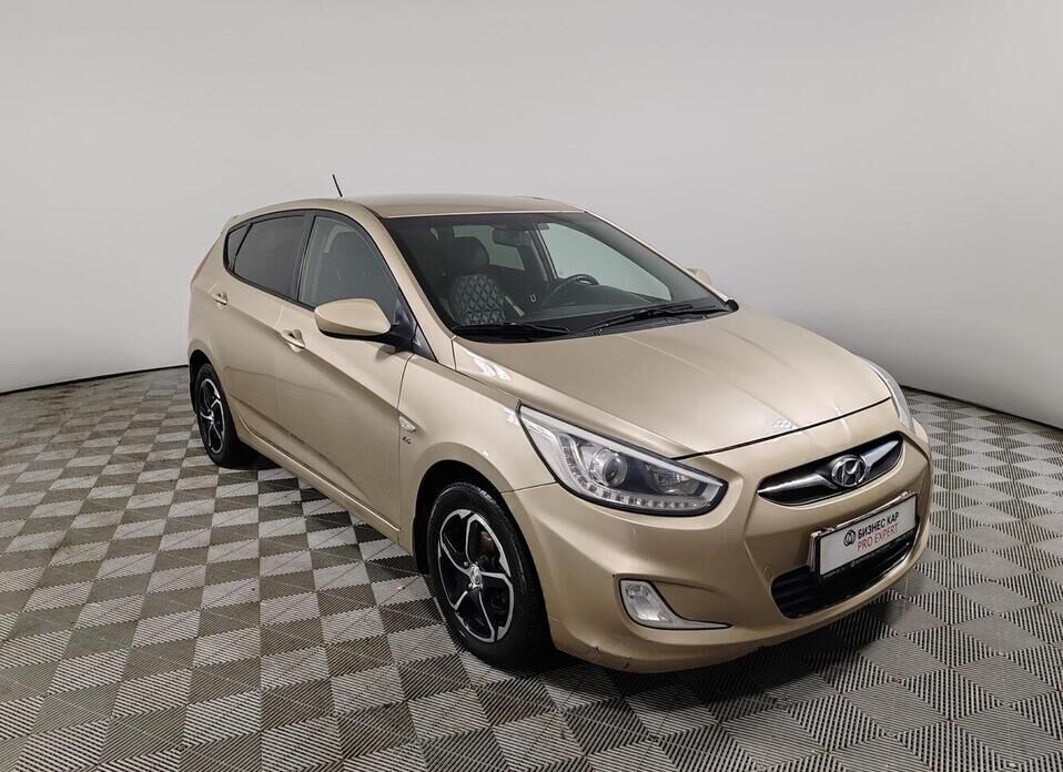 Hyundai Solaris, I 1.6 AT (123 л.с.)