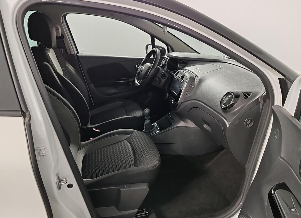 Renault Kaptur 2.0 MT (143 л.с.) 4WD
