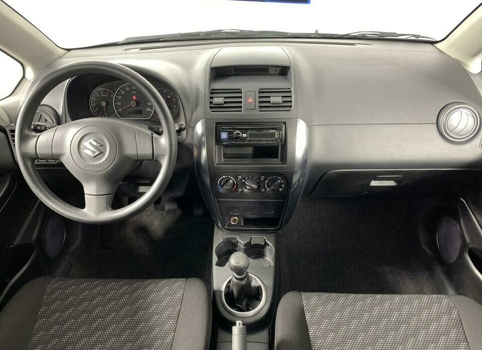 Suzuki SX4 1.6 MT (106 л.с.)