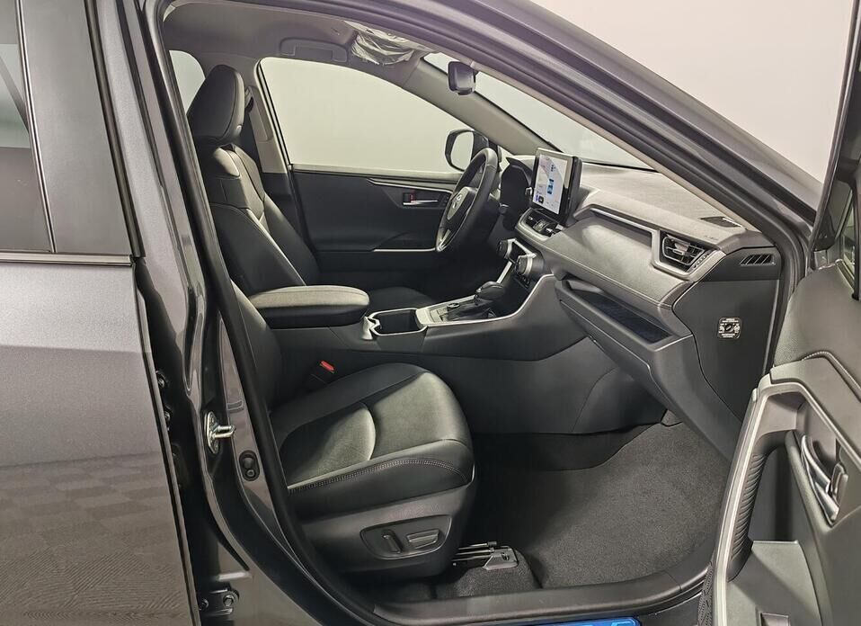 Toyota RAV4, V (XA50) 2.0 CVT (173 л.с.) 4WD