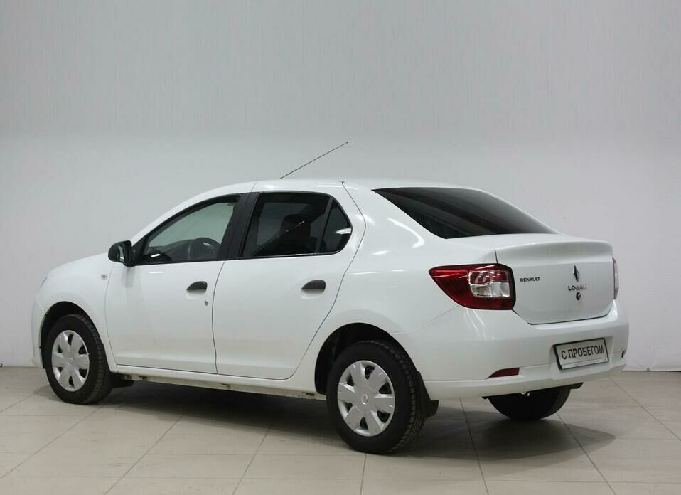 Renault Logan 1.6 MT (82 л.с.)