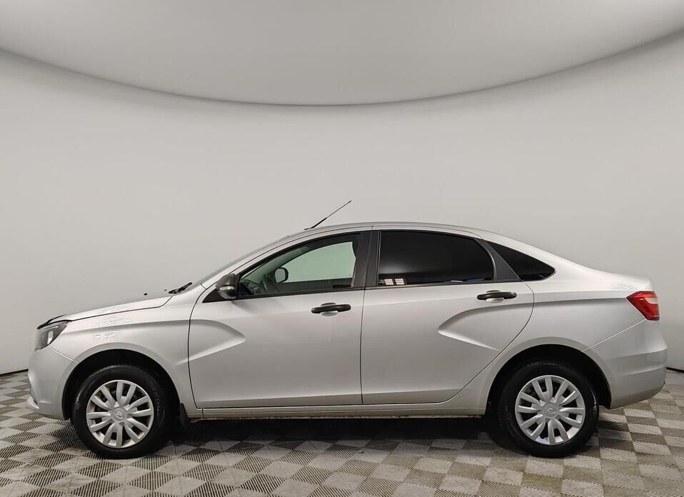 LADA (ВАЗ) Vesta, I 1.6 MT (106 л.с.)
