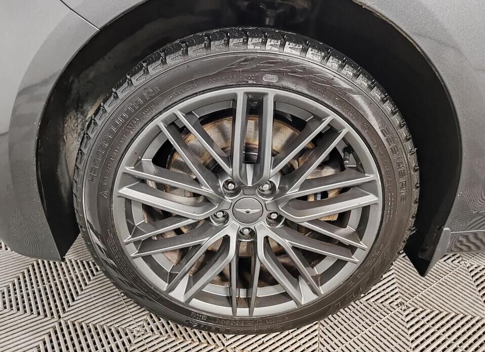 Genesis G70, I 2.0 AT (197 л.с.) 4WD