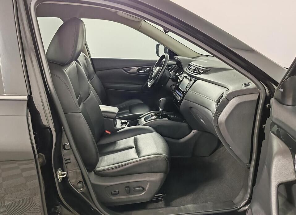 Nissan X-Trail 2.5 CVT (171 л.с.) 4WD