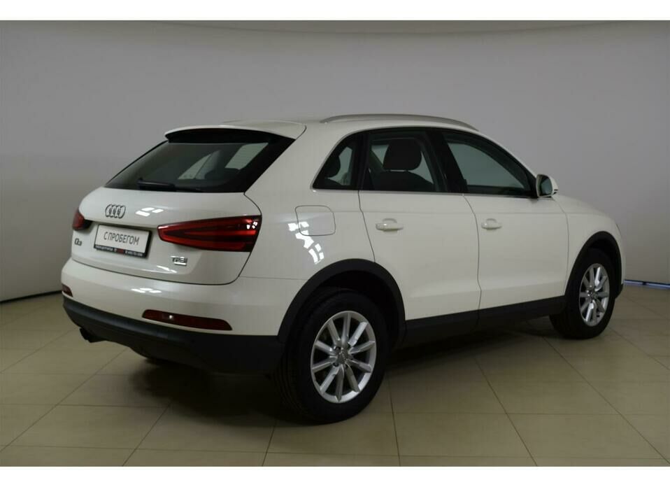 Audi Q3 2.0 AMT (211 л.с.) 4WD