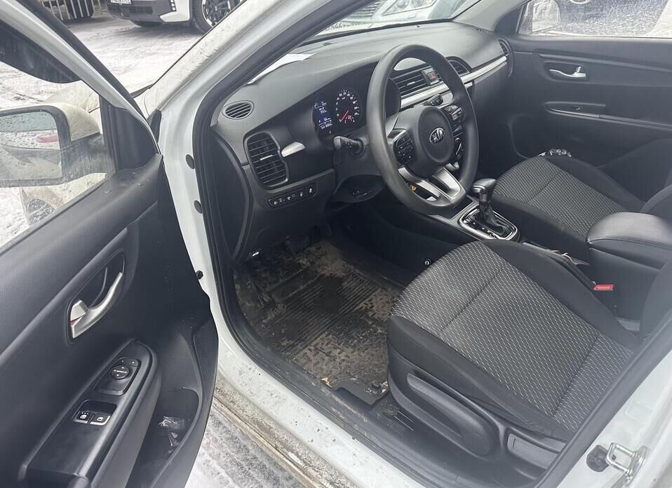 Kia Rio, IV 1.4 AT (100 л.с.)