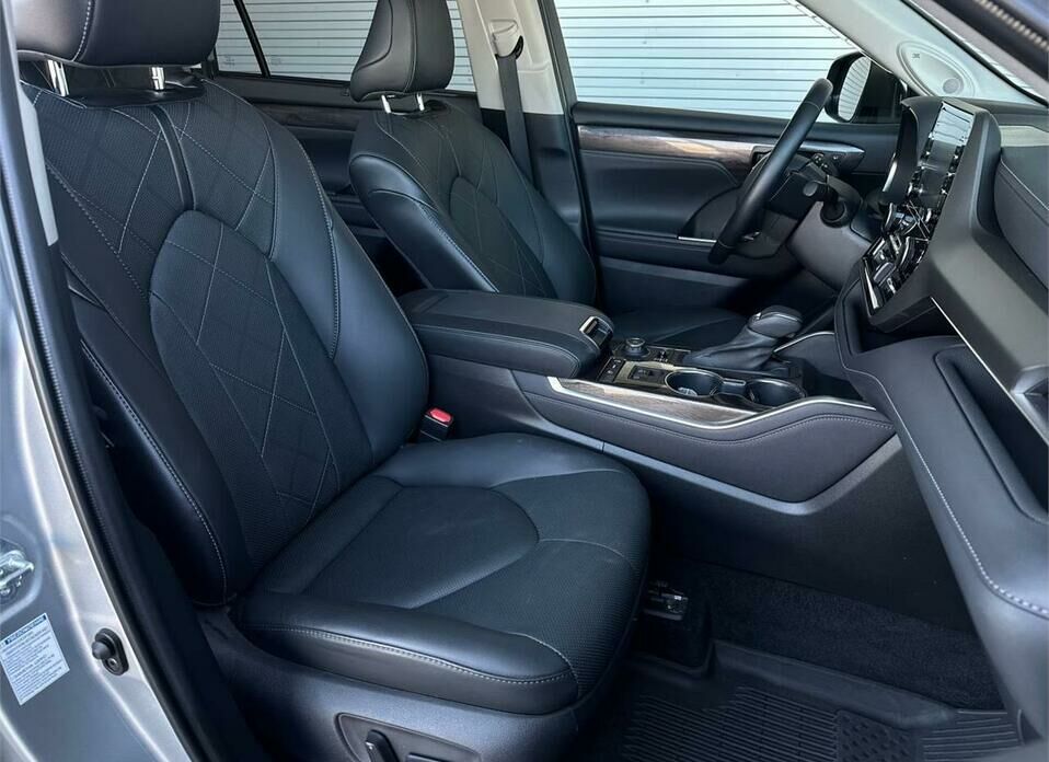 Toyota Highlander 3.5 AT (249 л.с.) 4WD
