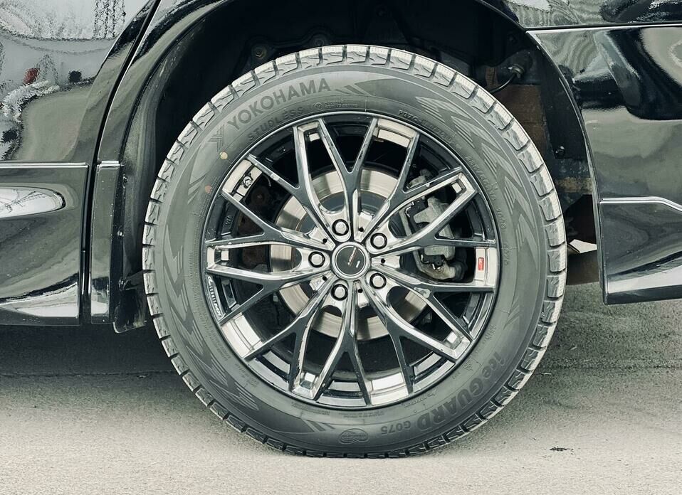 Toyota Alphard 3.5 AT (300 л.с.) 4WD