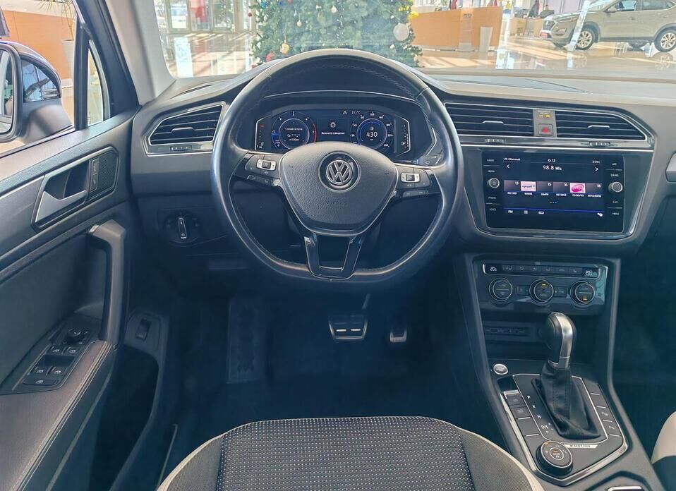 Volkswagen Tiguan, II 2.0d AMT (150 л.с.) 4WD