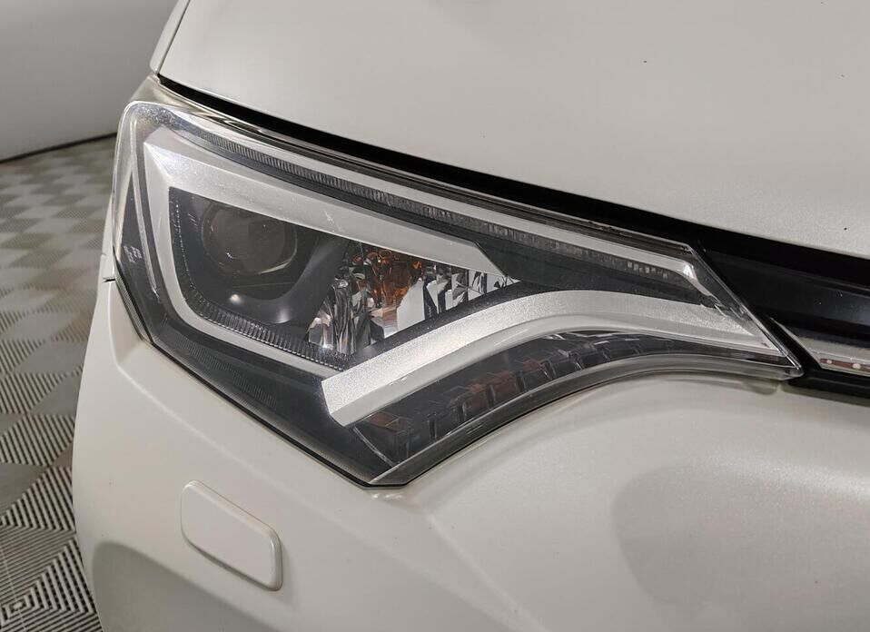 Toyota RAV4 2.0 CVT (146 л.с.) 4WD
