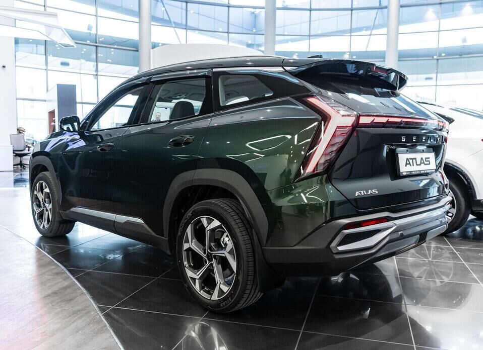 Geely Atlas, II 2.0 AT (200 л.с.) 4WD