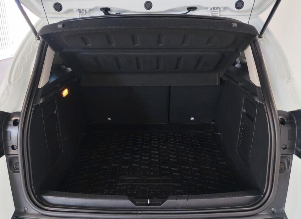 Renault Kaptur 1.6 MT (114 л.с.)