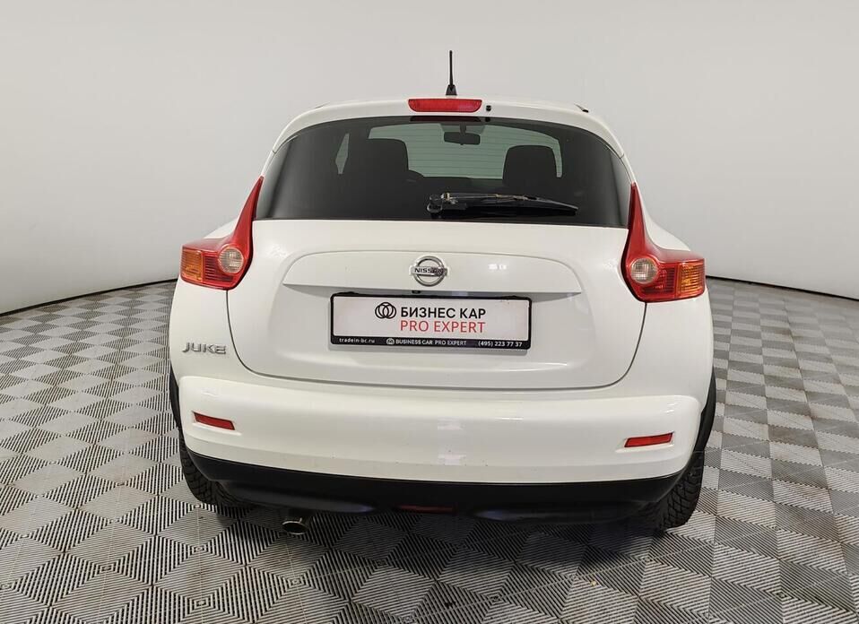 Nissan Juke 1.6 CVT (190 л.с.) 4WD