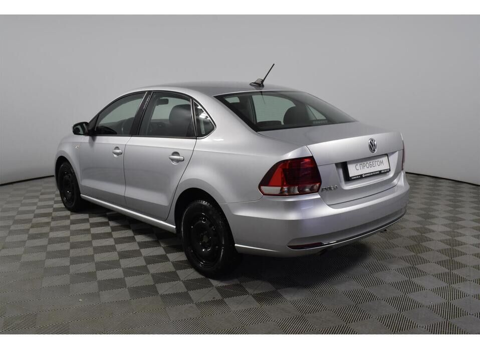 Volkswagen Polo, V Рестайлинг 1.6 AT (110 л.с.)