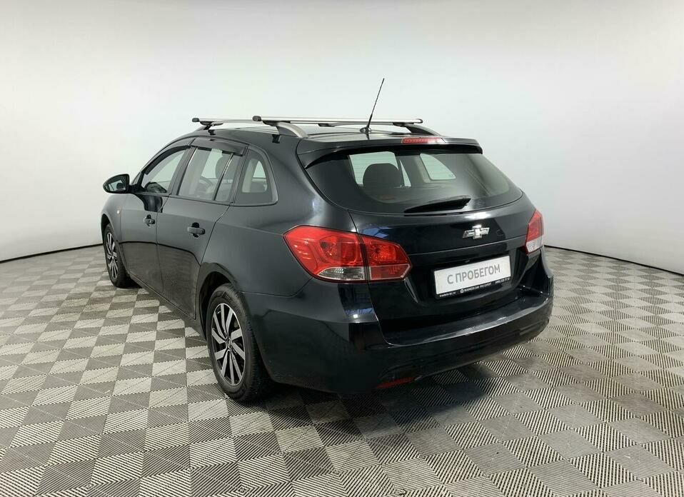 Chevrolet Cruze 1.8 MT (141 л.с.)