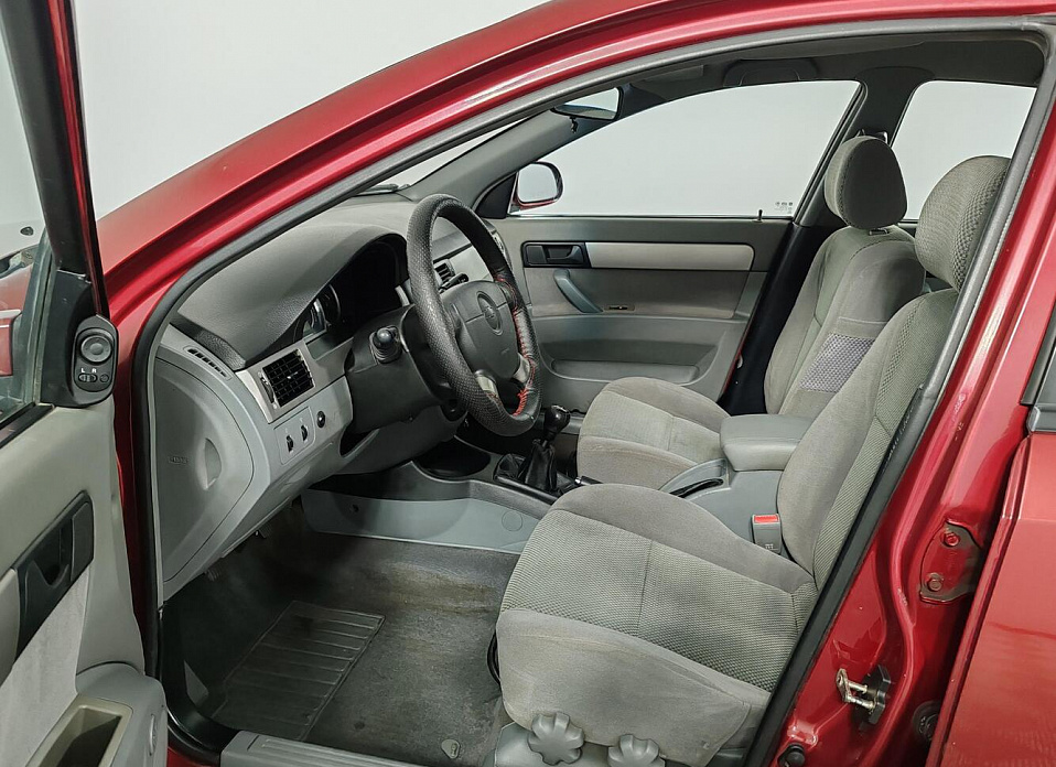 Chevrolet Lacetti 1.8 MT (121 л.с.)