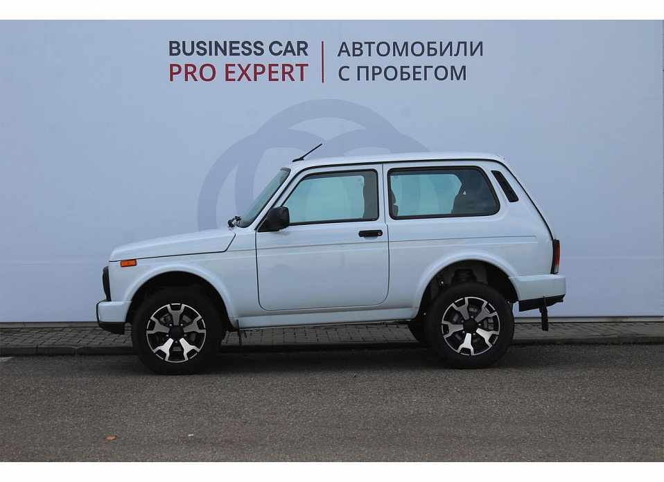 LADA (ВАЗ) Niva Legend 1.7 MT (83 л.с.) 4WD