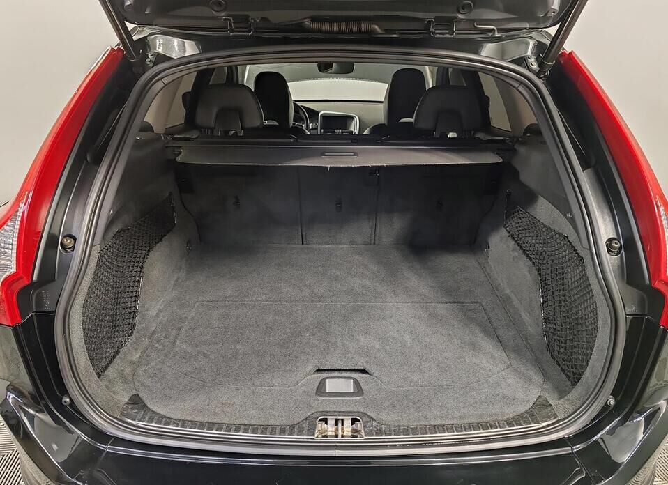 Volvo XC60, I Рестайлинг 2.4d AT (181 л.с.) 4WD