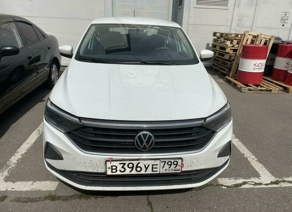 Volkswagen Polo 1.6 MT (90 л.с.)